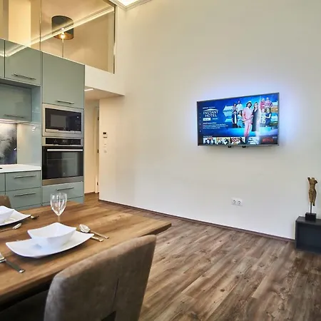 P2 | Apartment *