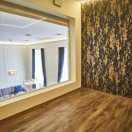 Apartment P2 | *